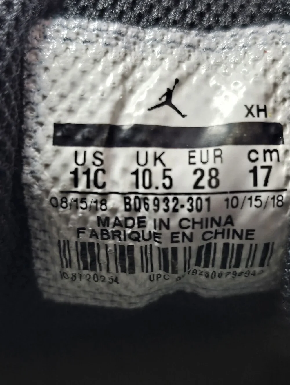 Nike Air Jordan 1 Mid SE Kids Shoes Size 11C Pine Green BQ6932-301 Used